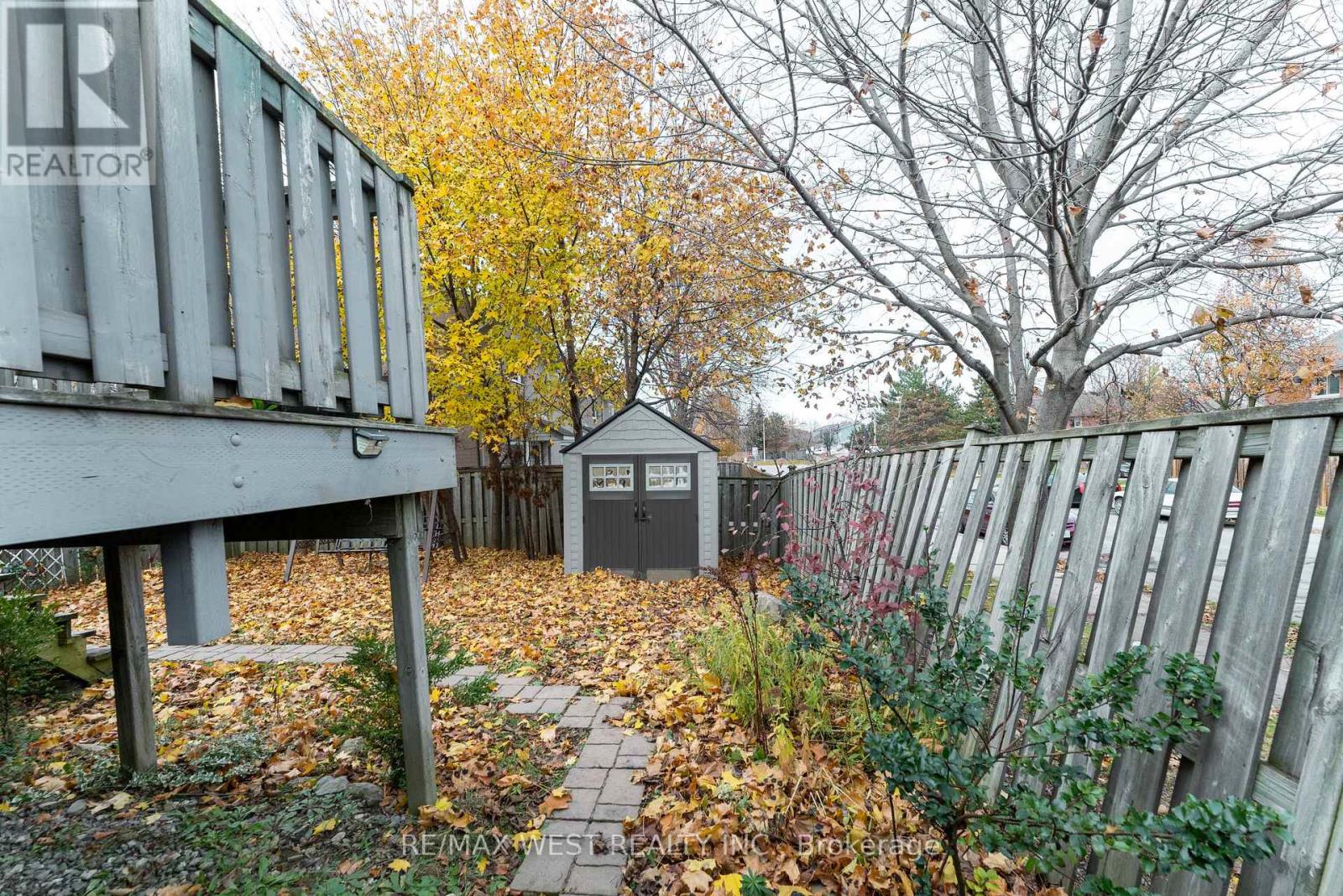 721 Acadia Drive, Hamilton, Ontario L8W 3V2 - Photo 37 - X12591080