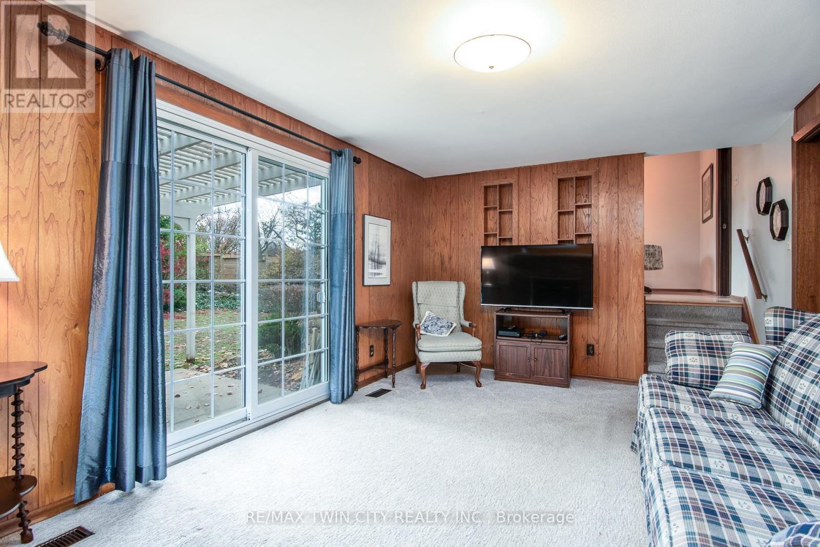 155 Shuh Avenue, Kitchener, Ontario  N2A 1H4 - Photo 27 - X12591084