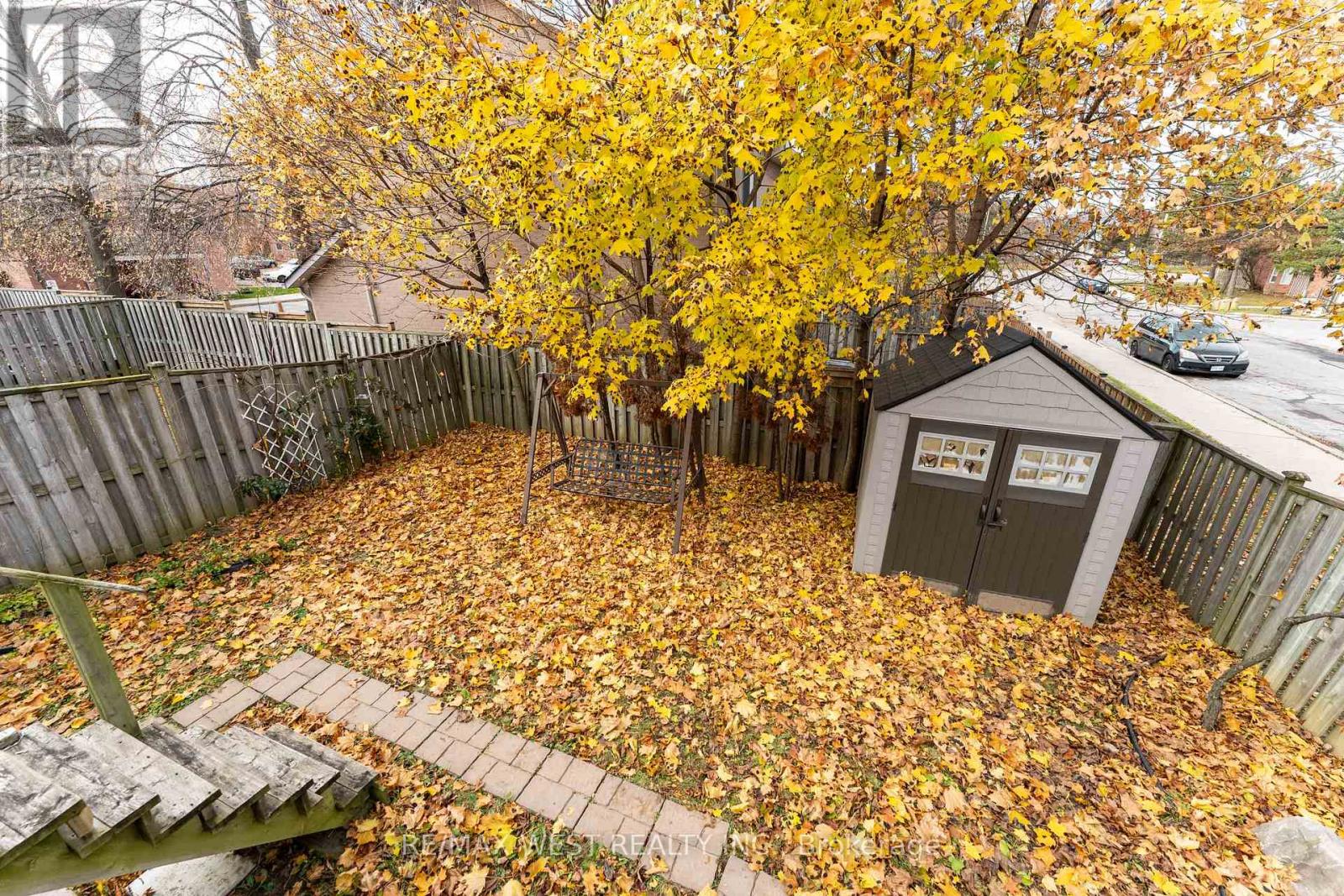 721 Acadia Drive, Hamilton, Ontario L8W 3V2 - Photo 41 - X12591080