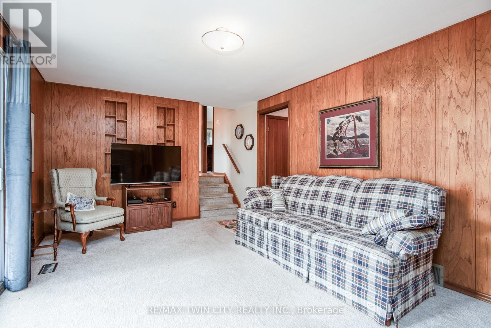 155 Shuh Avenue, Kitchener, Ontario  N2A 1H4 - Photo 28 - X12591084