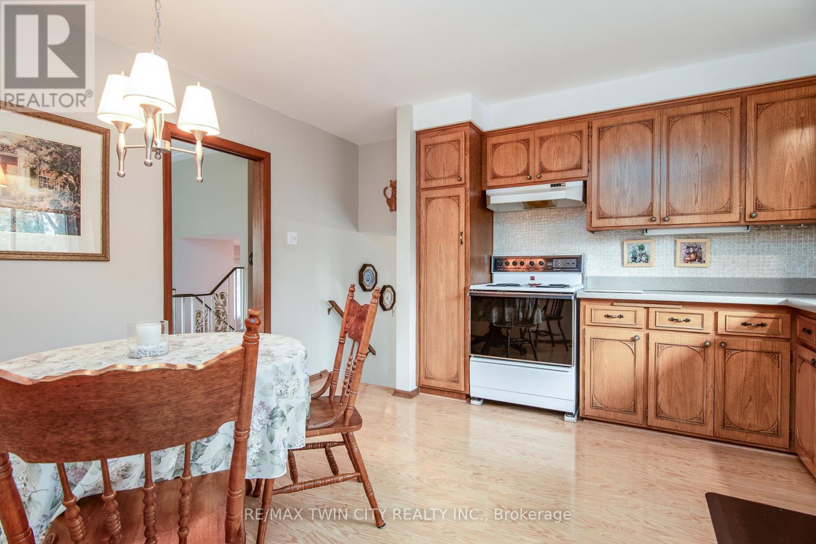 155 Shuh Avenue, Kitchener, Ontario  N2A 1H4 - Photo 22 - X12591084