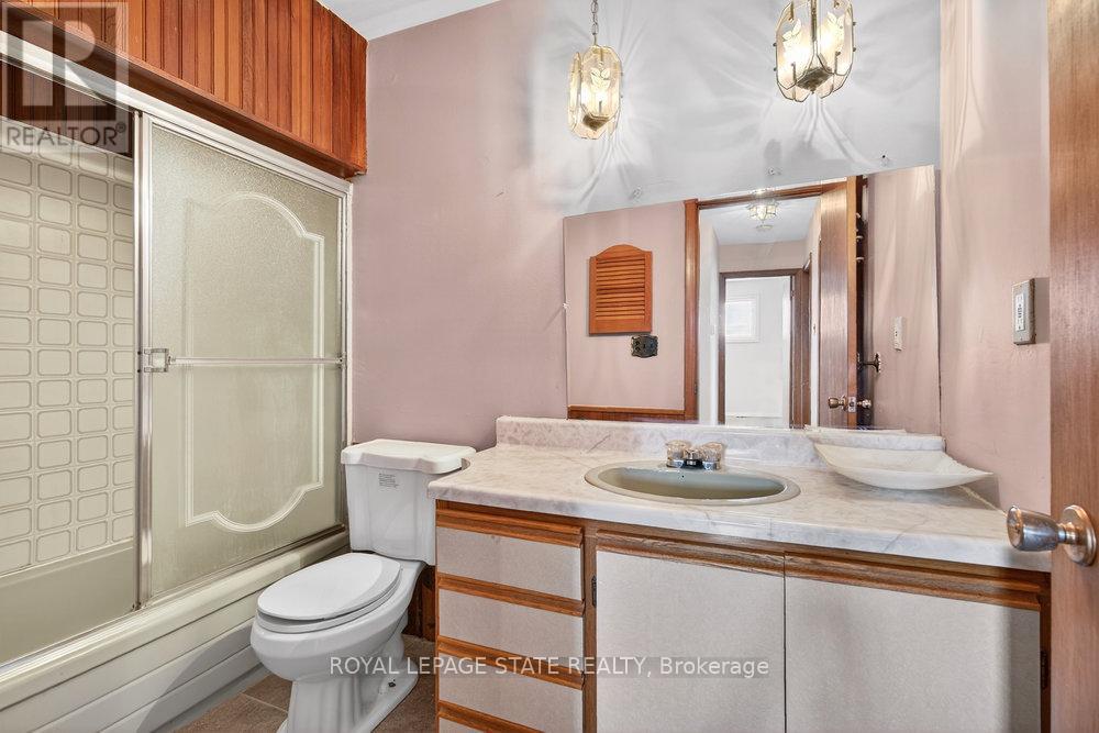 2 Country Club Drive, Hamilton, Ontario  L8K 5W2 - Photo 17 - X12591622