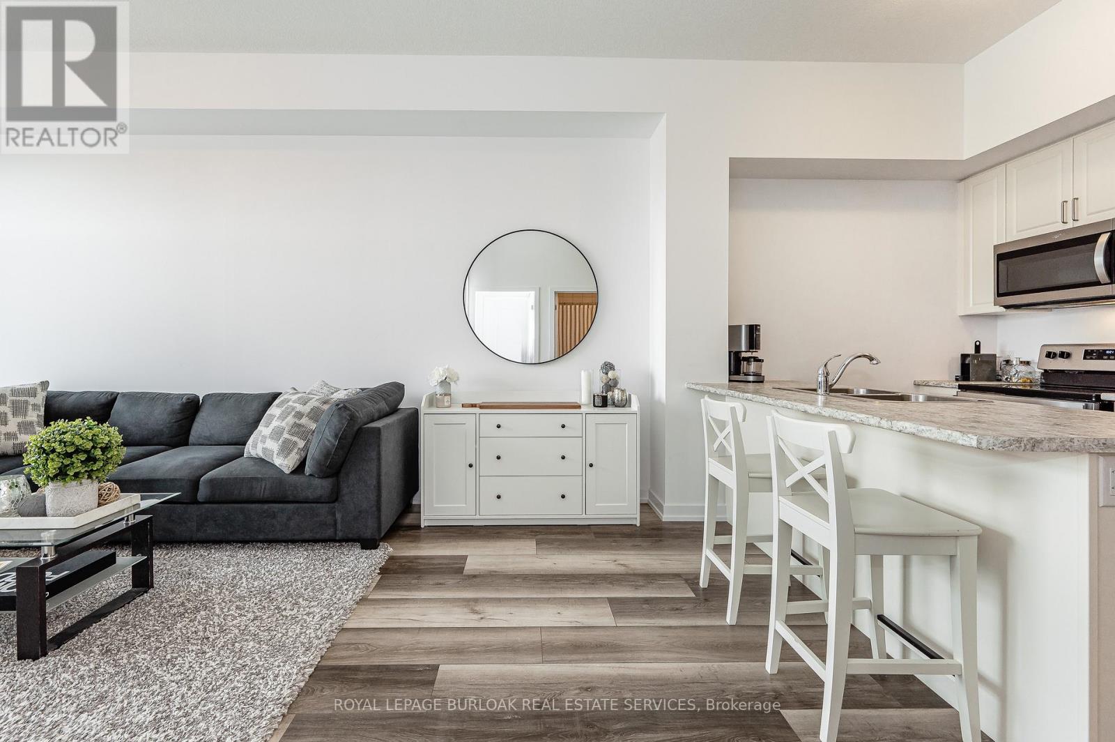 121 - 450 Dundas Street E, Hamilton, Ontario L8B 0L7 - Photo 12 - X12592088