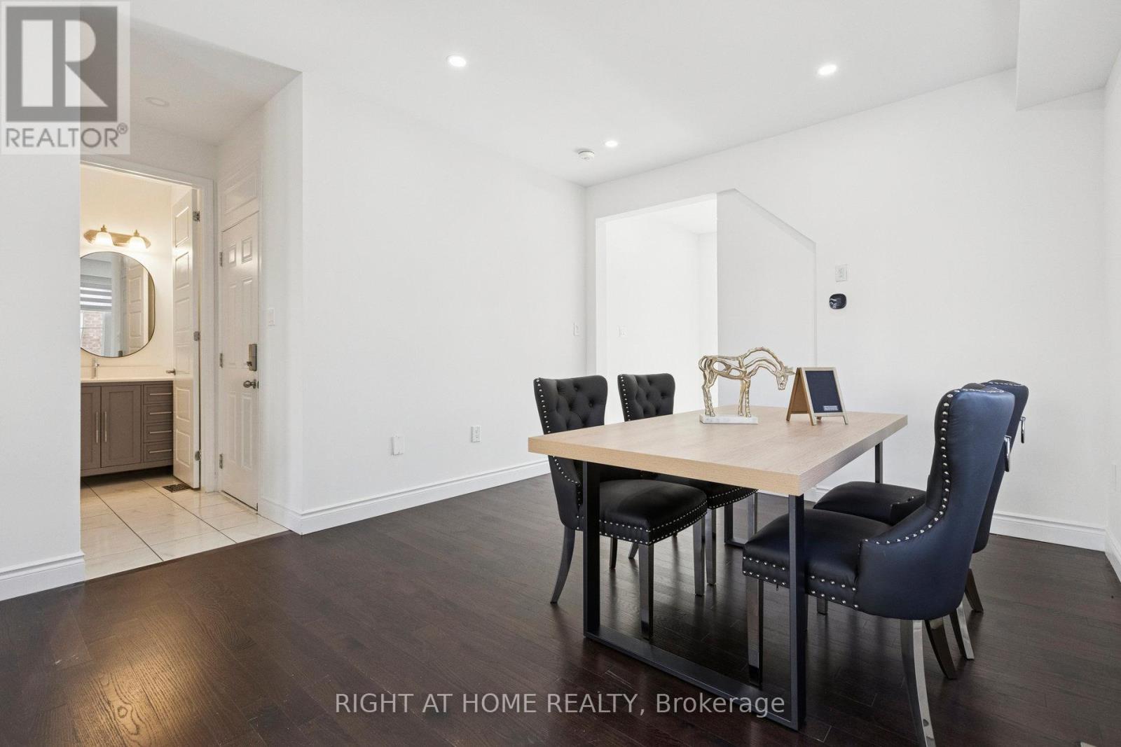 55 Watermill Street, Kitchener, Ontario  N2P 0H4 - Photo 10 - X12591690