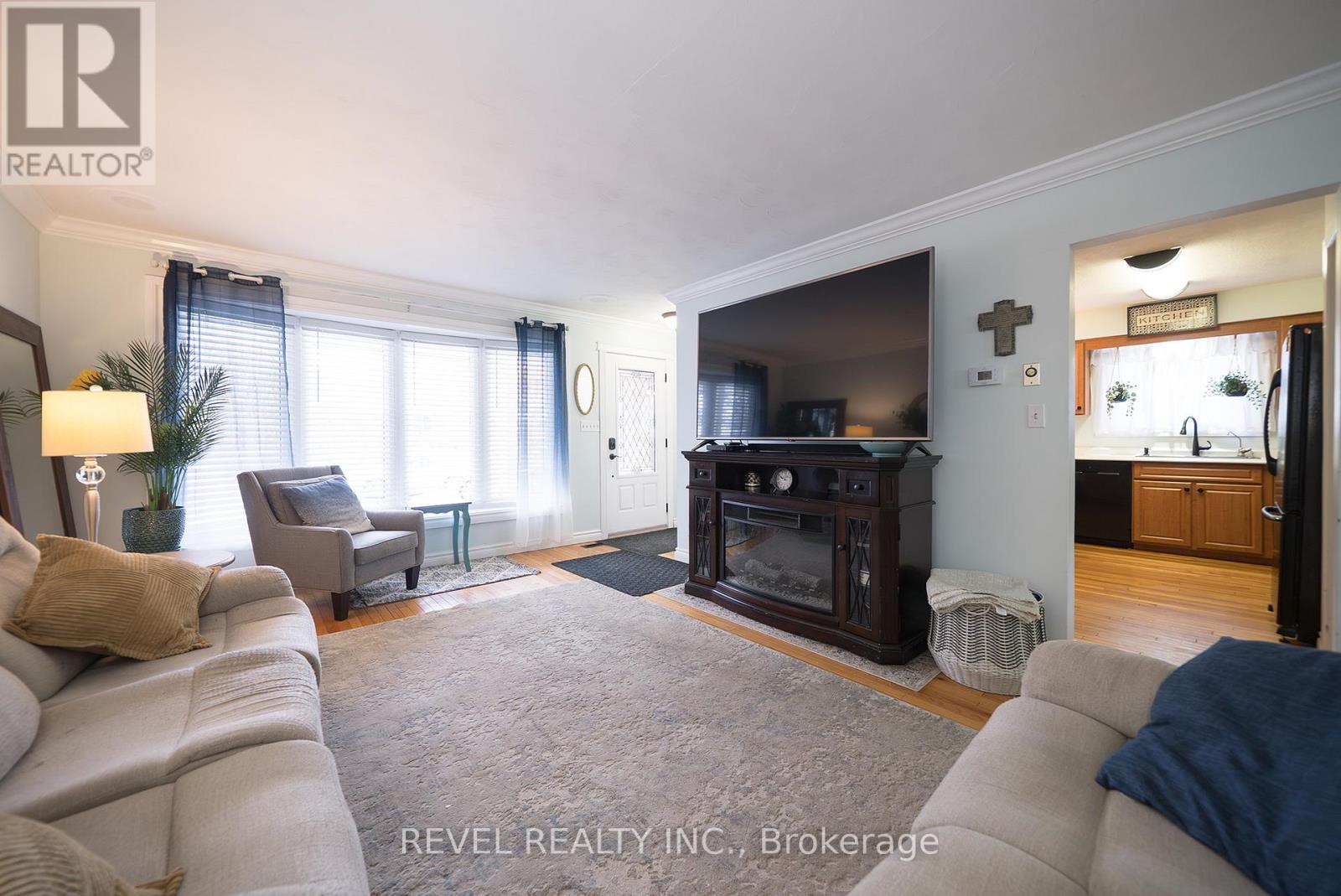 5 Burdock Boulevard, Brantford, Ontario N3R 6B5 - Photo 6 - X12592116