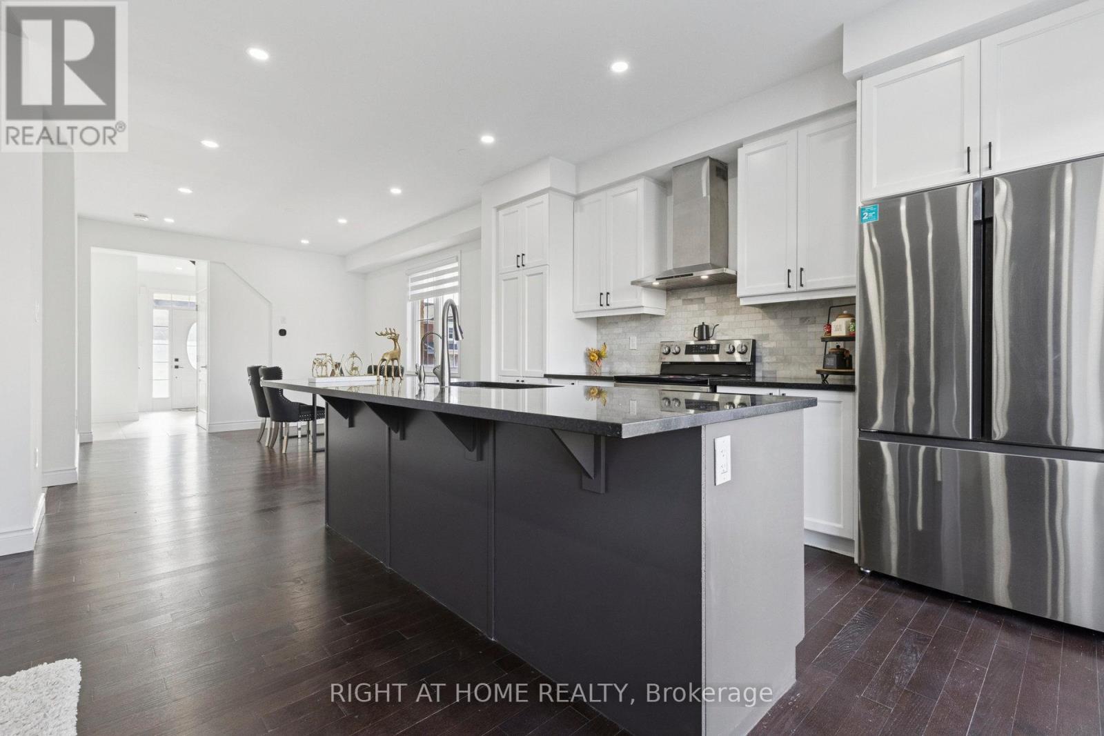 55 Watermill Street, Kitchener, Ontario  N2P 0H4 - Photo 18 - X12591690