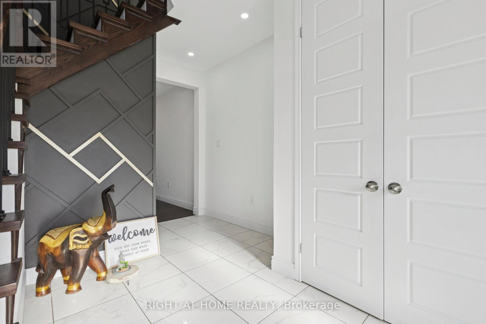 55 Watermill Street, Kitchener, Ontario  N2P 0H4 - Photo 5 - X12591690