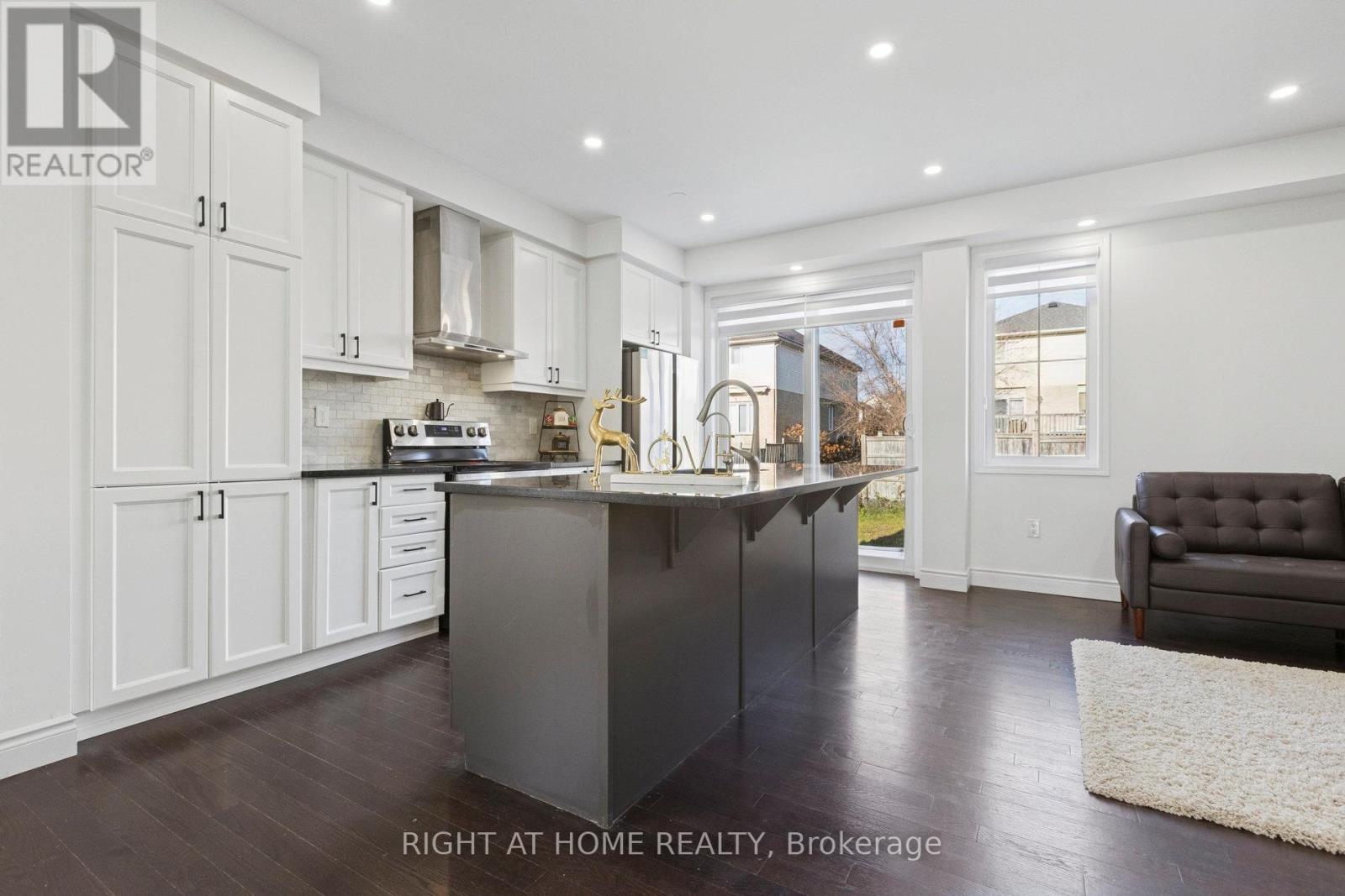 55 Watermill Street, Kitchener, Ontario  N2P 0H4 - Photo 13 - X12591690