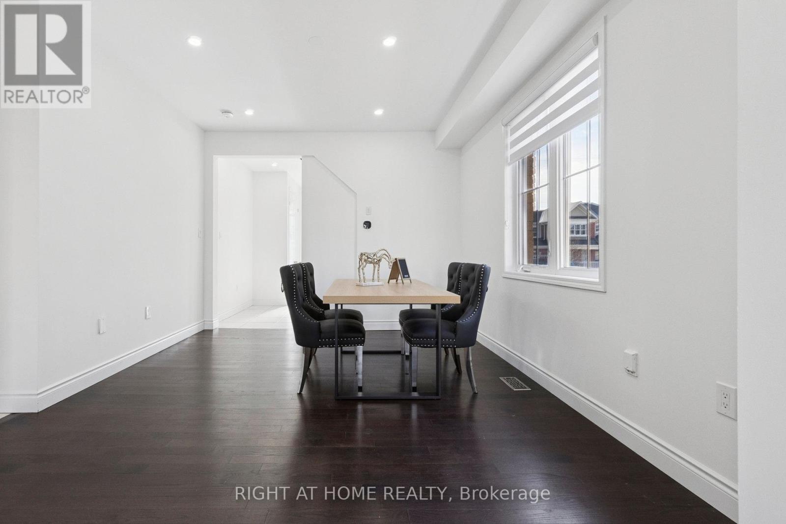 55 Watermill Street, Kitchener, Ontario  N2P 0H4 - Photo 9 - X12591690