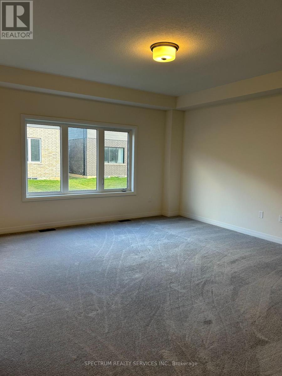 50 Dennis Avenue, Brantford, Ontario  N3V 0B9 - Photo 4 - X12592122