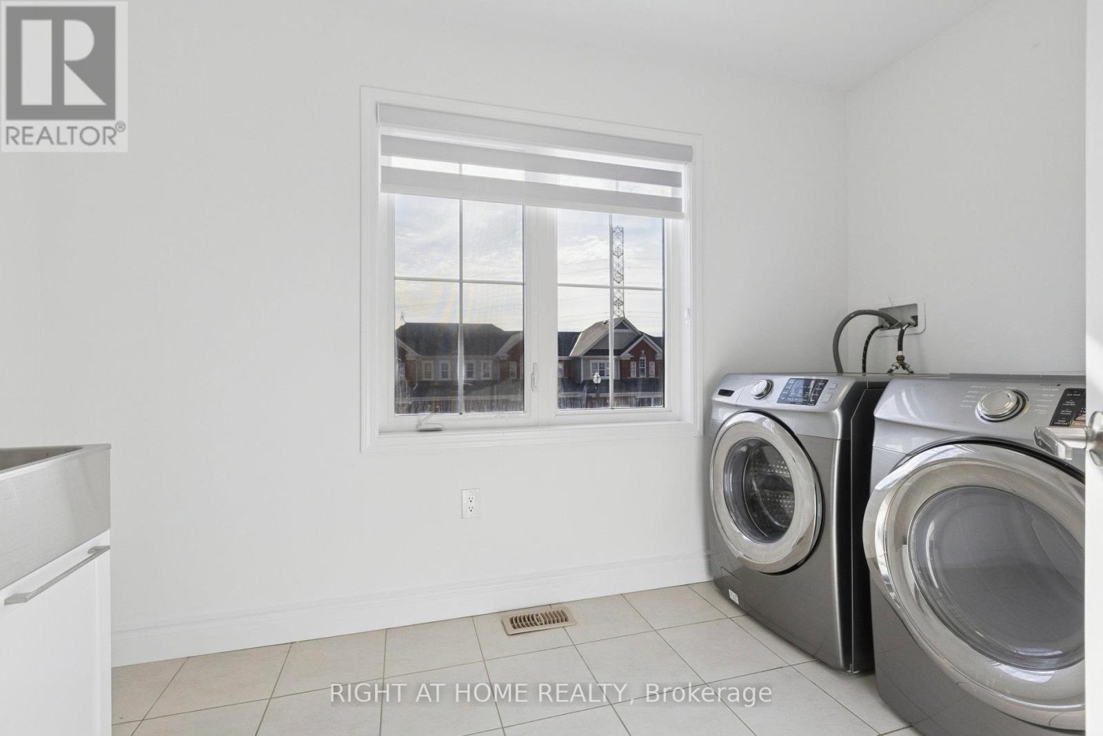 55 Watermill Street, Kitchener, Ontario  N2P 0H4 - Photo 36 - X12591690