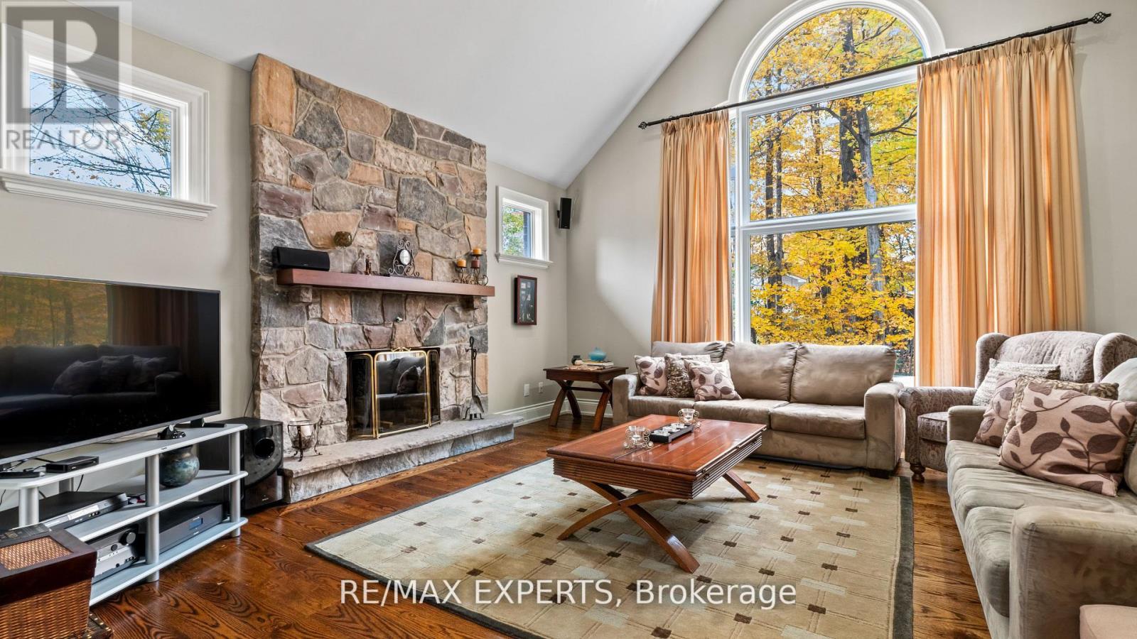 431 Manley Crescent, South Bruce Peninsula, Ontario  N0H 2G0 - Photo 15 - X12591722