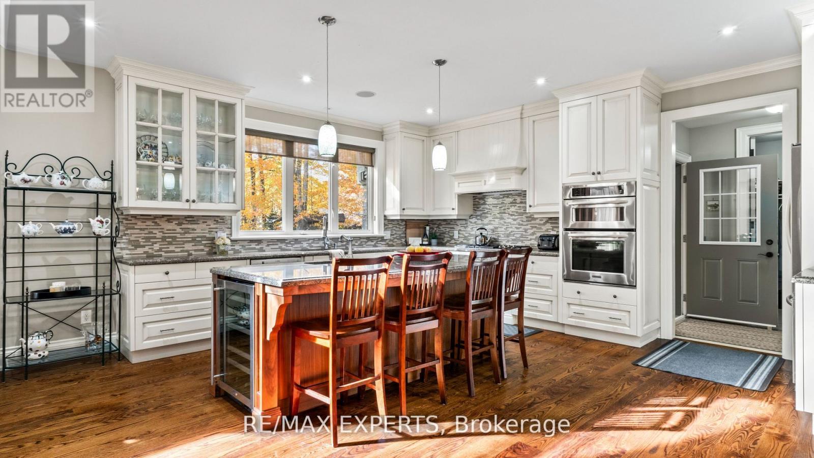 431 Manley Crescent, South Bruce Peninsula, Ontario  N0H 2G0 - Photo 19 - X12591722