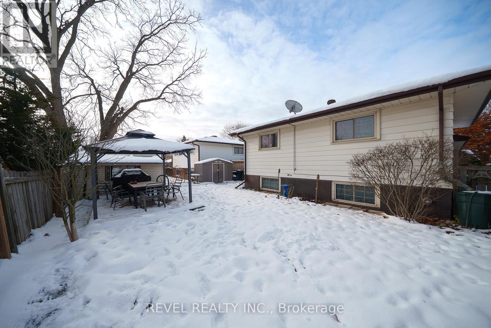 5 Burdock Boulevard, Brantford, Ontario N3R 6B5 - Photo 30 - X12592116