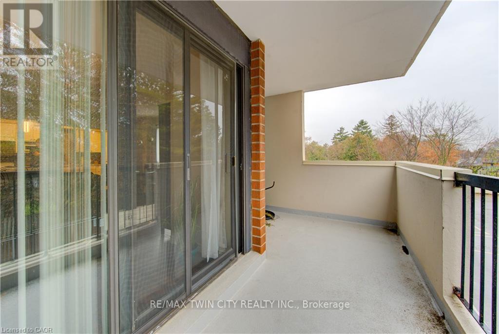 212 - 260 Sheldon Avenue N, Kitchener, Ontario  N2H 6P2 - Photo 43 - X12591764