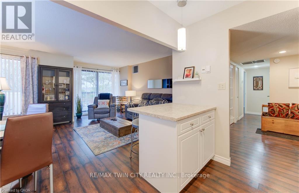 212 - 260 Sheldon Avenue N, Kitchener, Ontario  N2H 6P2 - Photo 38 - X12591764