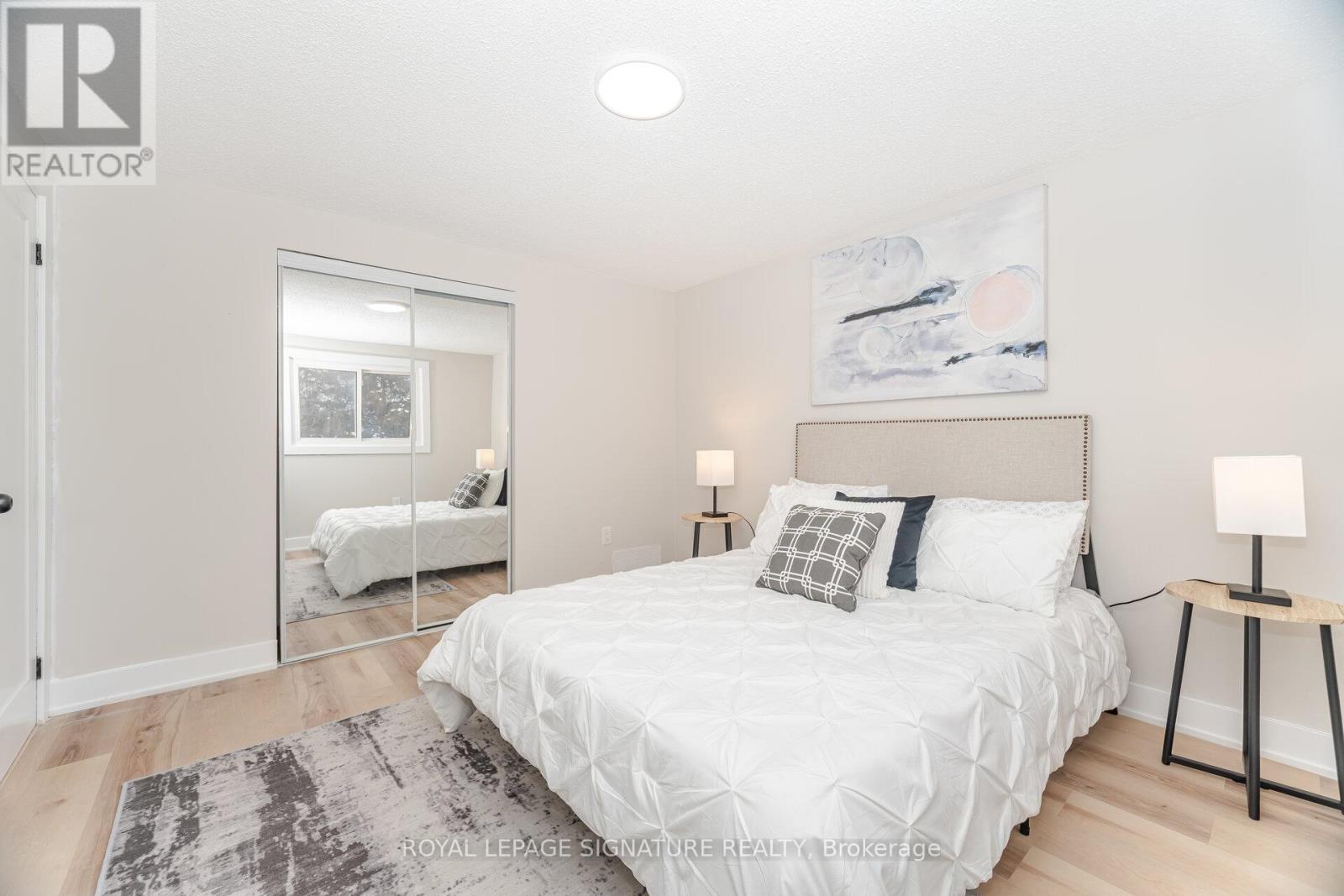 26 Graywood Road, Hamilton, Ontario  L9C 6K4 - Photo 12 - X12592208