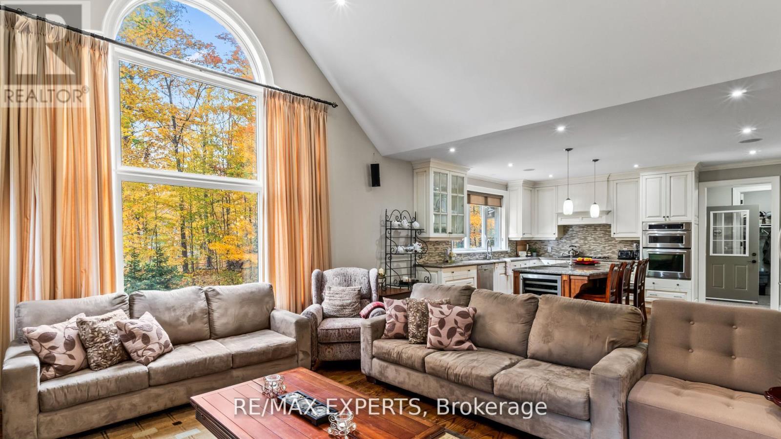 431 Manley Crescent, South Bruce Peninsula, Ontario  N0H 2G0 - Photo 16 - X12591722