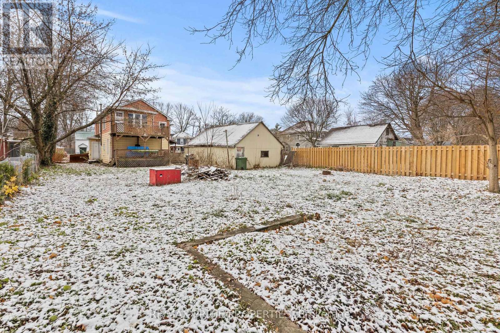 211 Forest Street W, Haldimand, Ontario  N1A 1P2 - Photo 30 - X12591790