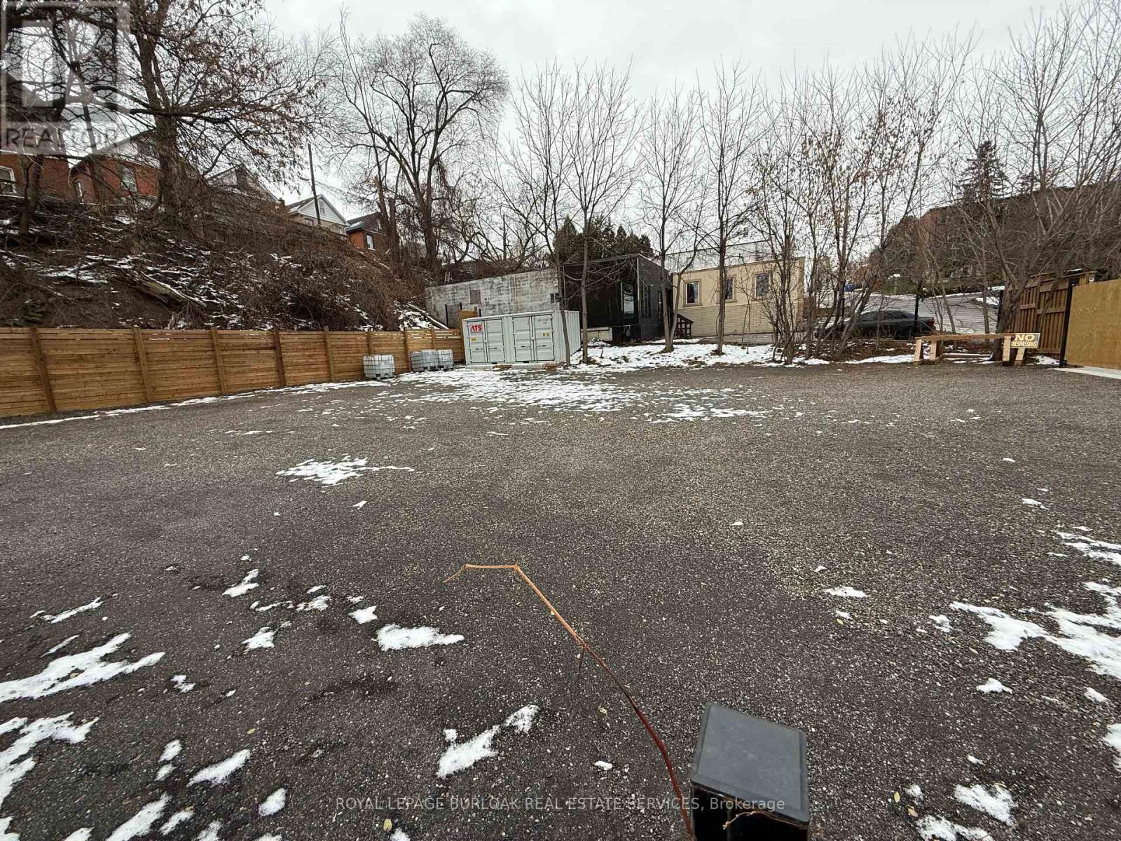 43 Glen Road, Hamilton, Ontario L8S 3M6 - Photo 4 - X12592126