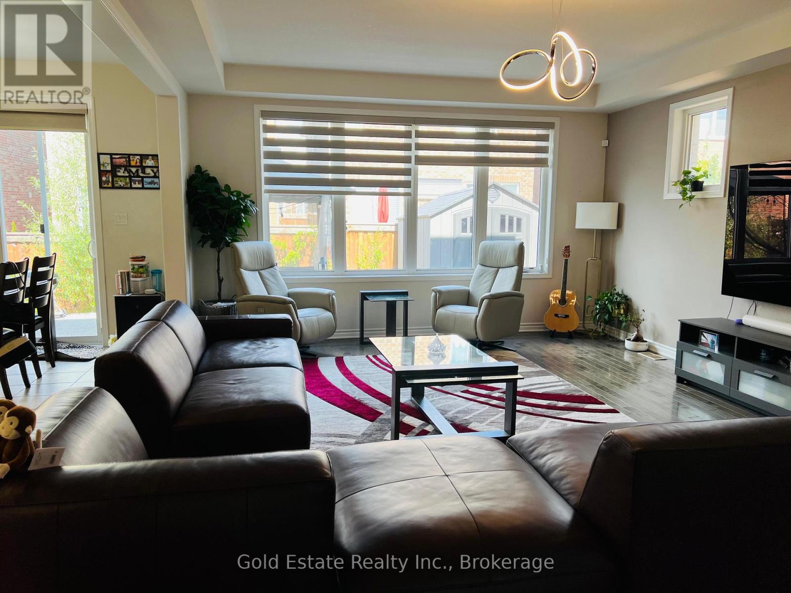 212 Spring Creek Drive, Hamilton, Ontario L0R 2H8 - Photo 7 - X12592136