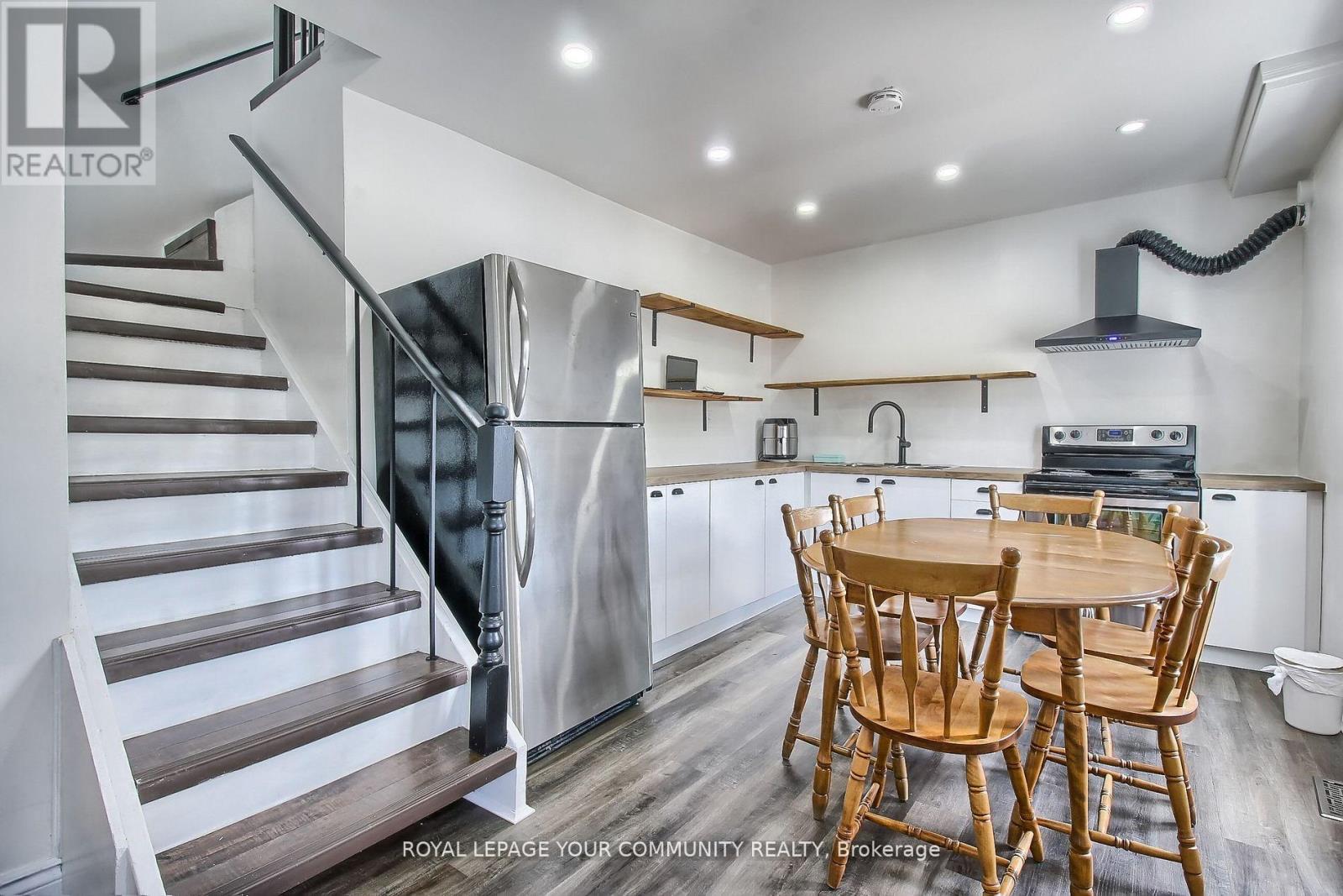 457 Kenilworth Avenue, Hamilton, Ontario  L8H 4T5 - Photo 5 - X12591800