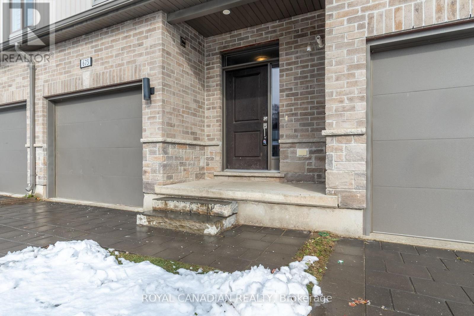 673 Chelton Road, London South, Ontario N6M 0J1 - Photo 3 - X12591852