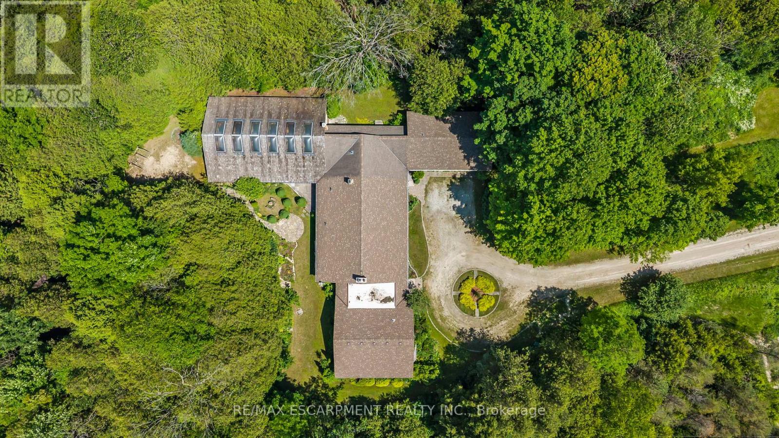 302783 Douglas Street, West Grey, Ontario  N0G 1R0 - Photo 4 - X12591866