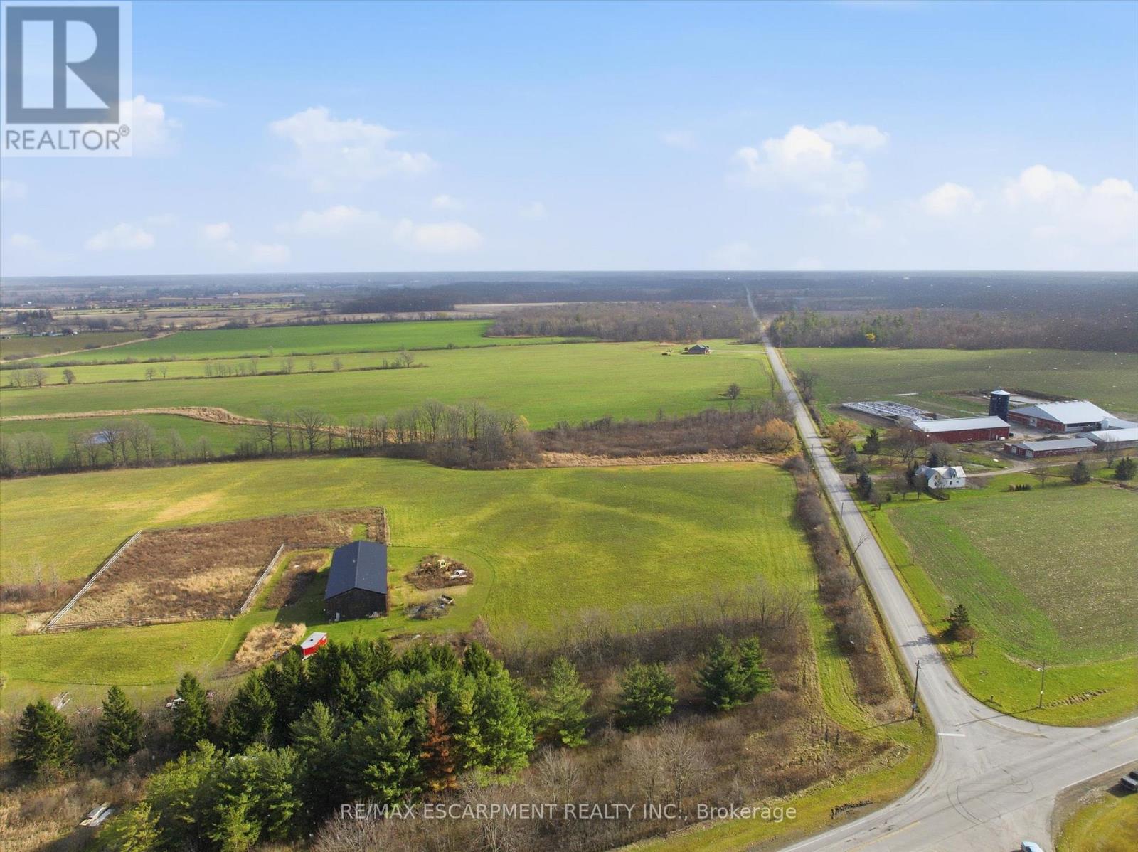 8520 Sixteen Road, West Lincoln, Ontario  L0R 1E0 - Photo 50 - X12592268