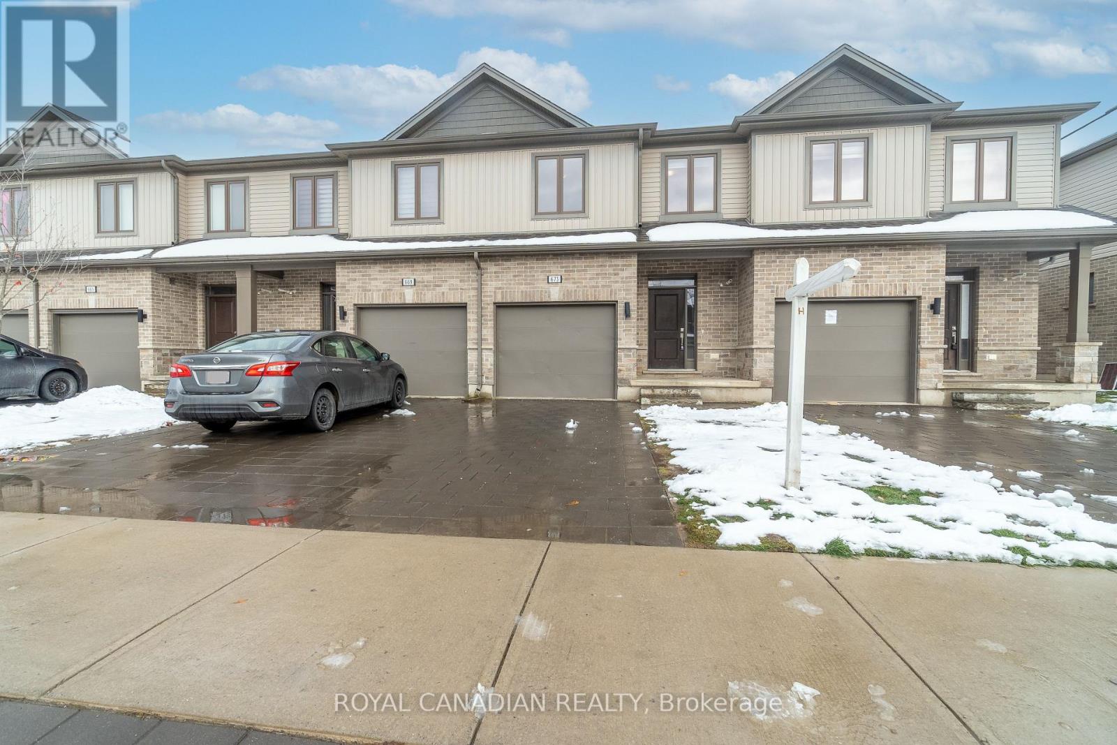 673 Chelton Road, London South, Ontario N6M 0J1 - Photo 2 - X12591852
