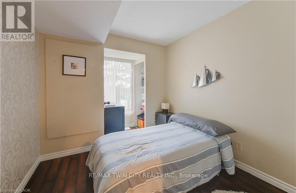 212 - 260 Sheldon Avenue N, Kitchener, Ontario  N2H 6P2 - Photo 23 - X12591764