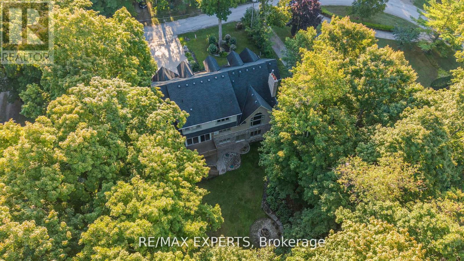 431 Manley Crescent, South Bruce Peninsula, Ontario  N0H 2G0 - Photo 4 - X12591722