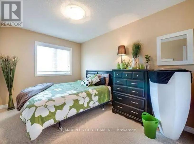 93 - 20 Mcconkey Crescent, Brantford, Ontario N3S 0C1 - Photo 6 - X12592332