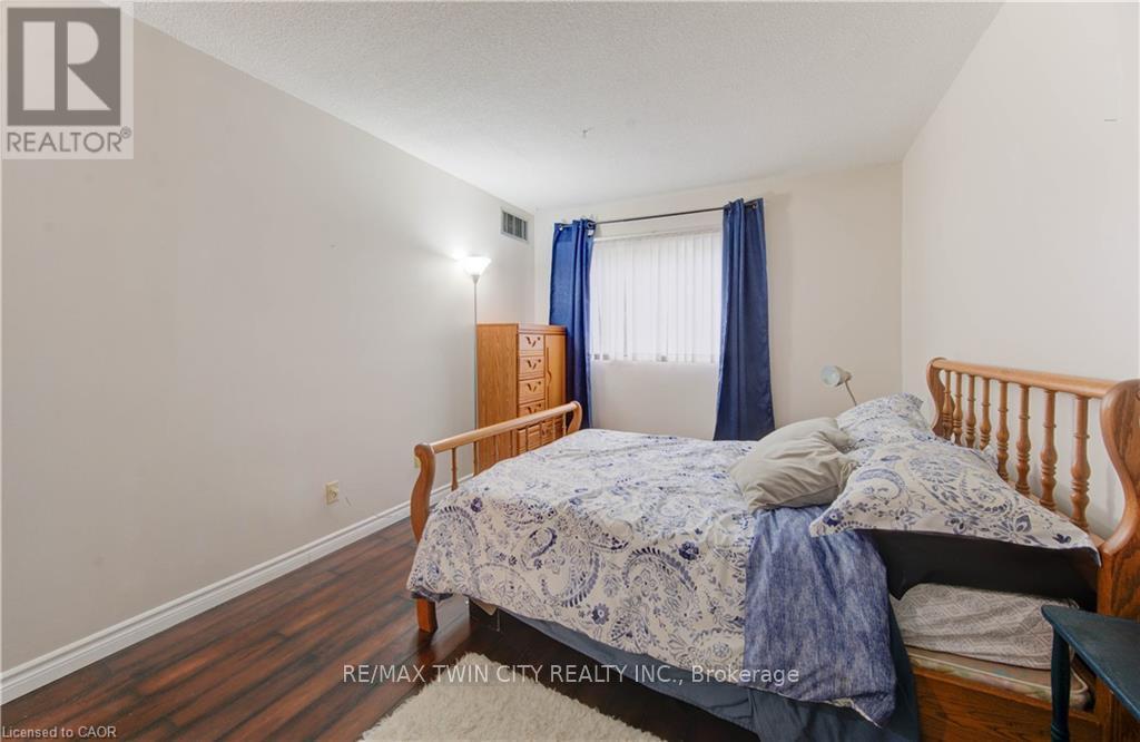 212 - 260 Sheldon Avenue N, Kitchener, Ontario  N2H 6P2 - Photo 27 - X12591764