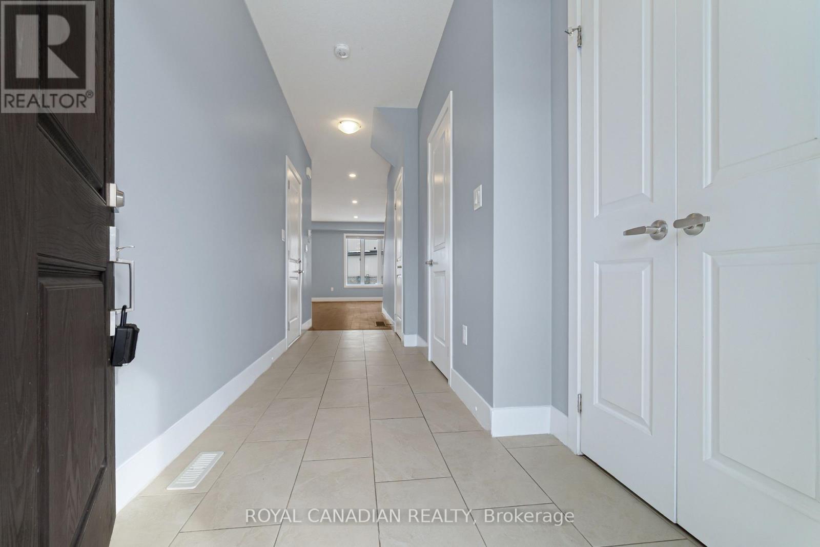 673 Chelton Road, London South, Ontario N6M 0J1 - Photo 4 - X12591852