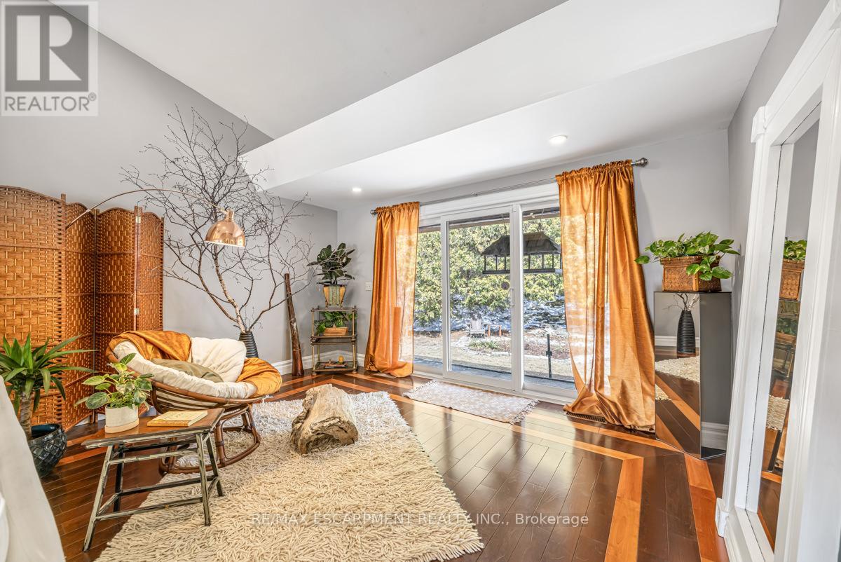 302783 Douglas Street, West Grey, Ontario  N0G 1R0 - Photo 13 - X12591866