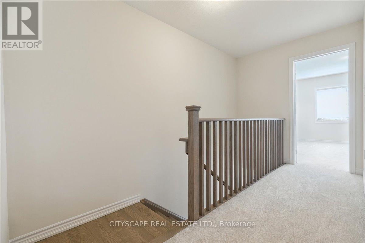 50 Whithorn Crescent, Haldimand, Ontario N3W 0E5 - Photo 19 - X12592622