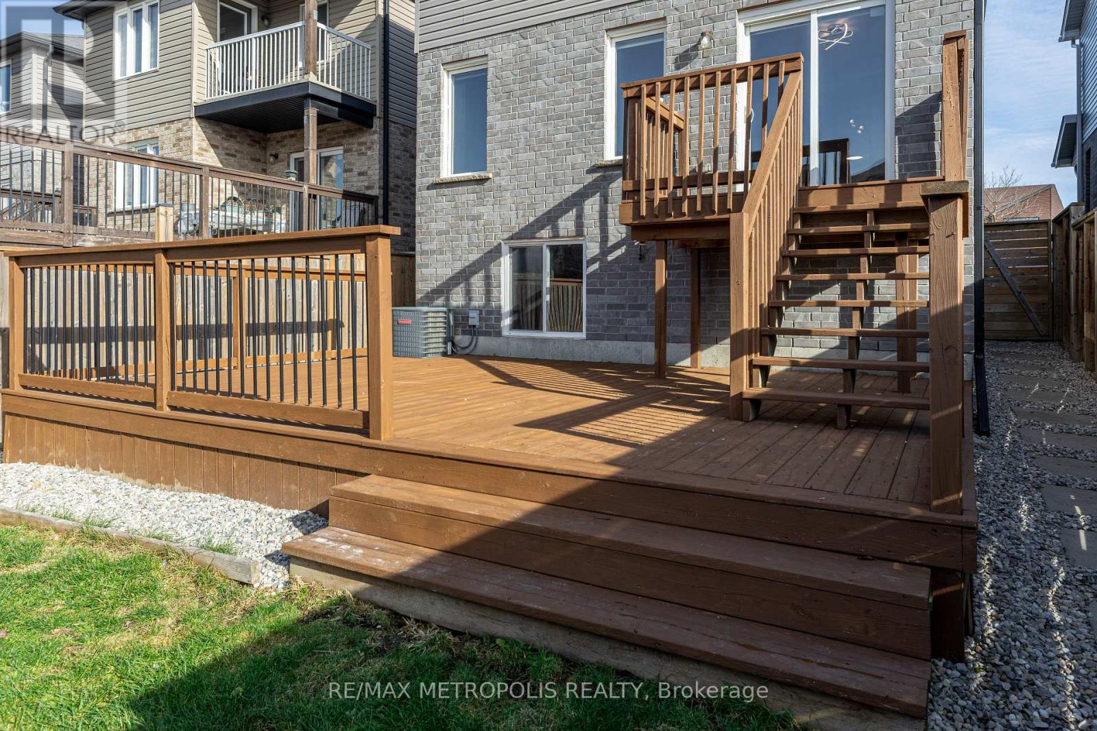 1847 Foxridge Crescent, London North, Ontario  N6G 0L7 - Photo 32 - X12592544