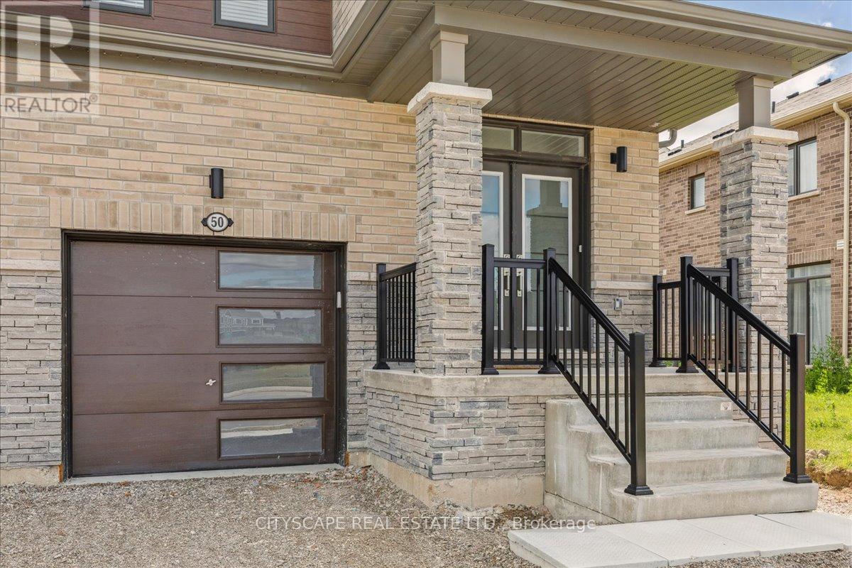 50 Whithorn Crescent, Haldimand, Ontario N3W 0E5 - Photo 4 - X12592622