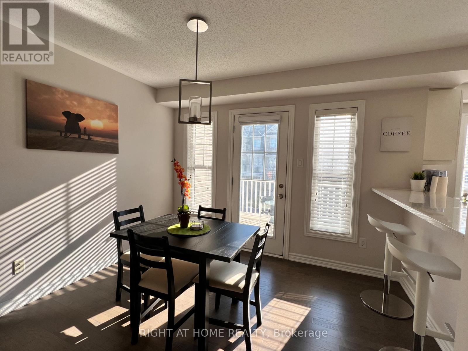 590 Foxlight Circle, Ottawa, Ontario  K2M 0L9 - Photo 7 - X12592756