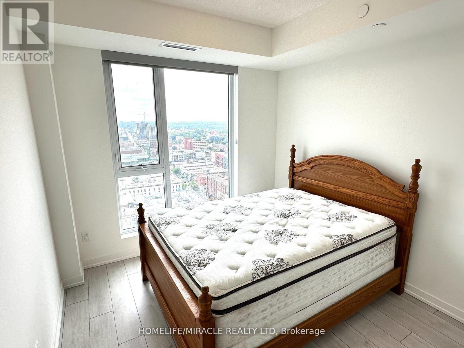 2004 - 55 Duke Street, Kitchener, Ontario  N2H 0C9 - Photo 11 - X12592656