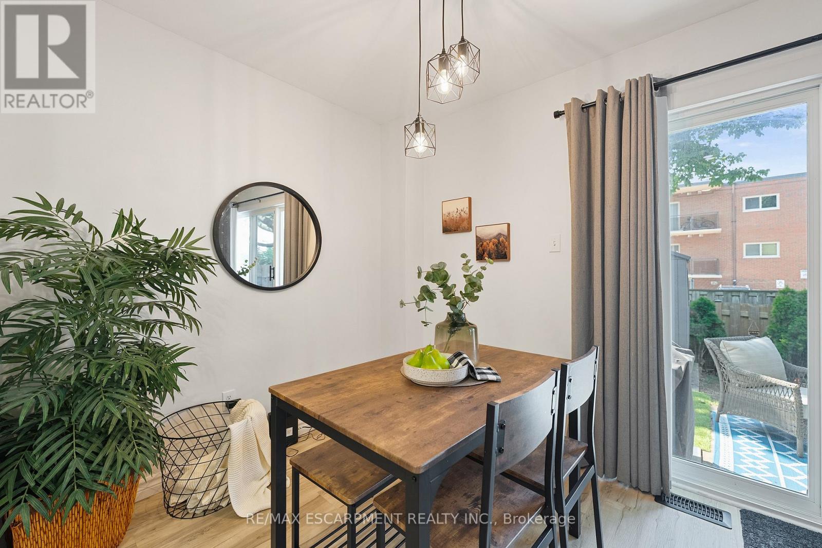 150 - 17 Old Pine Trail, St. Catharines, Ontario L2M 6P9 - Photo 6 - X12592760