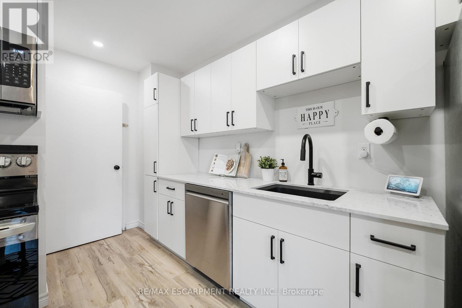 150 - 17 Old Pine Trail, St. Catharines, Ontario L2M 6P9 - Photo 16 - X12592760