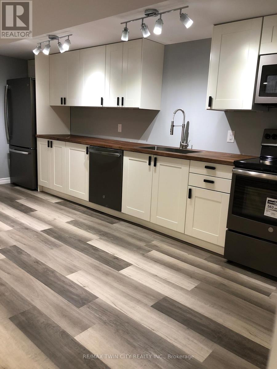 Lower - 22 Patterson Avenue, Brantford, Ontario  N3S 6W9 - Photo 13 - X12592778