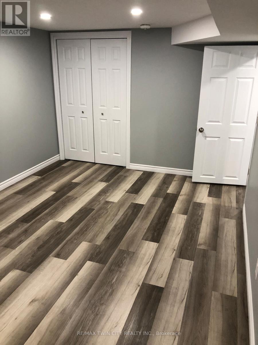 Lower - 22 Patterson Avenue, Brantford, Ontario  N3S 6W9 - Photo 6 - X12592778