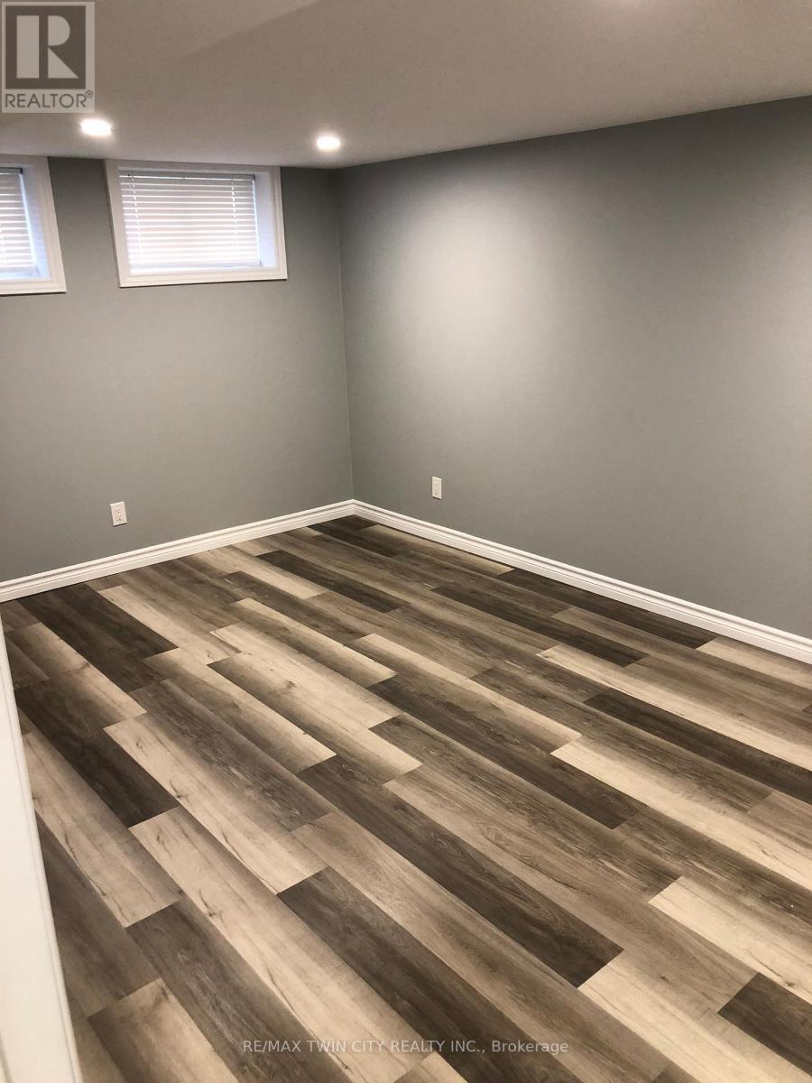 Lower - 22 Patterson Avenue, Brantford, Ontario  N3S 6W9 - Photo 30 - X12592778