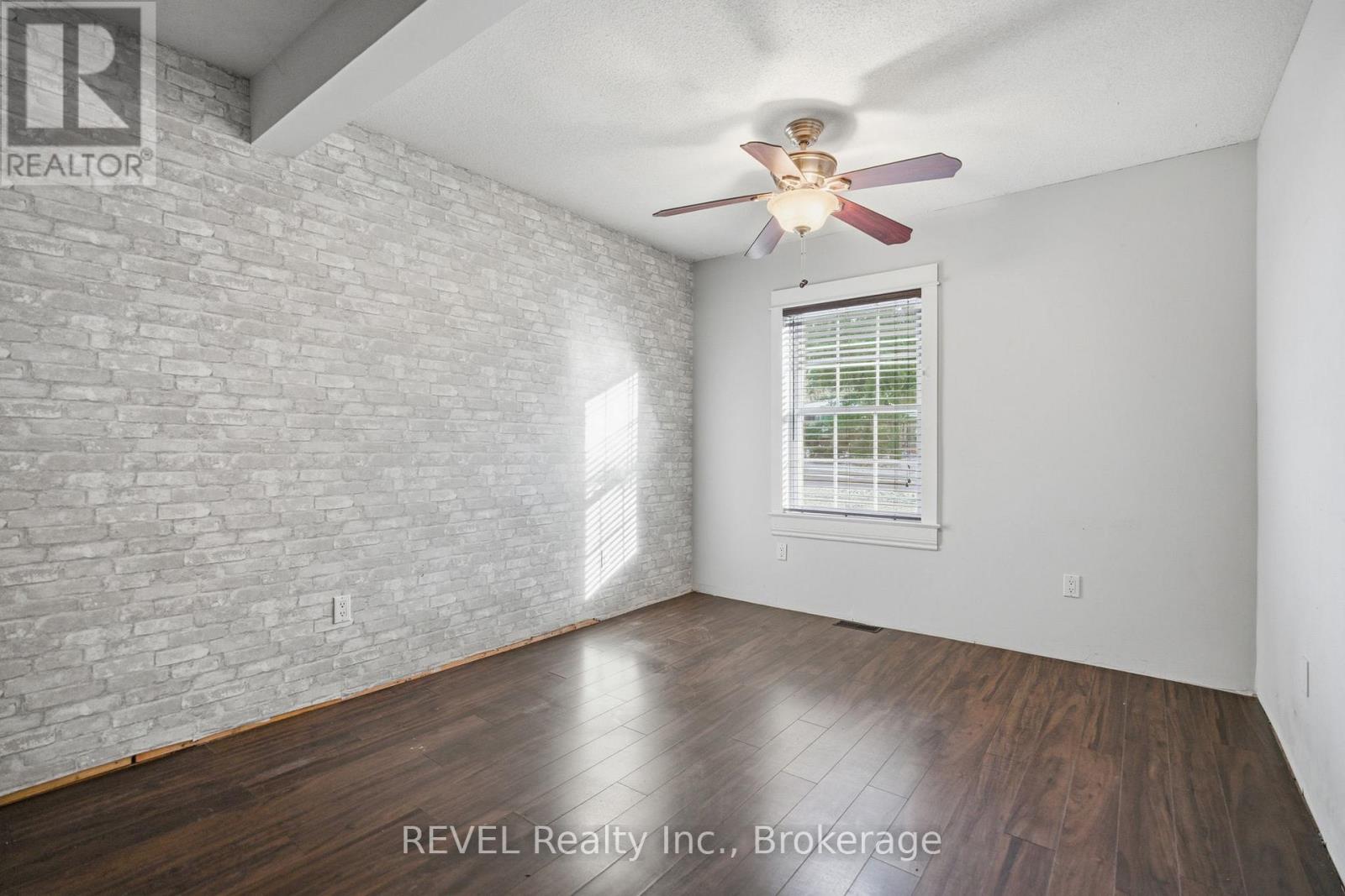 1176 Haist Street, Pelham, Ontario L3E 0H5 - Photo 13 - X12592862