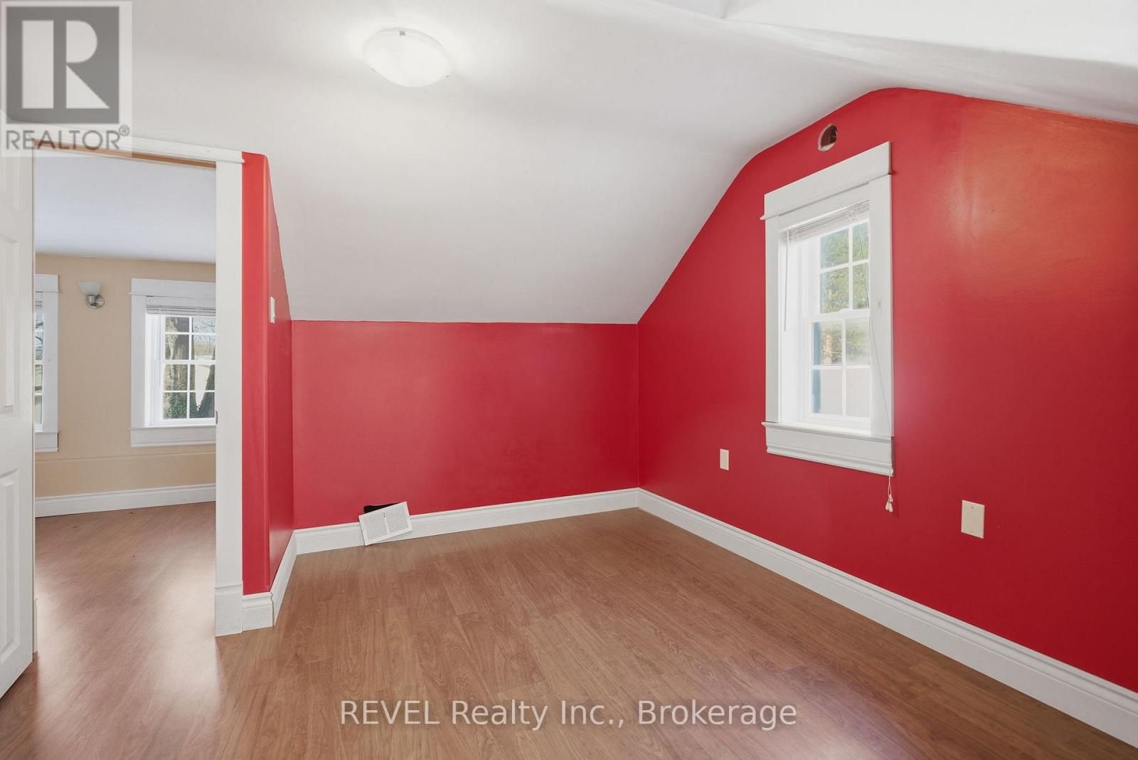 1176 Haist Street, Pelham, Ontario L3E 0H5 - Photo 20 - X12592862