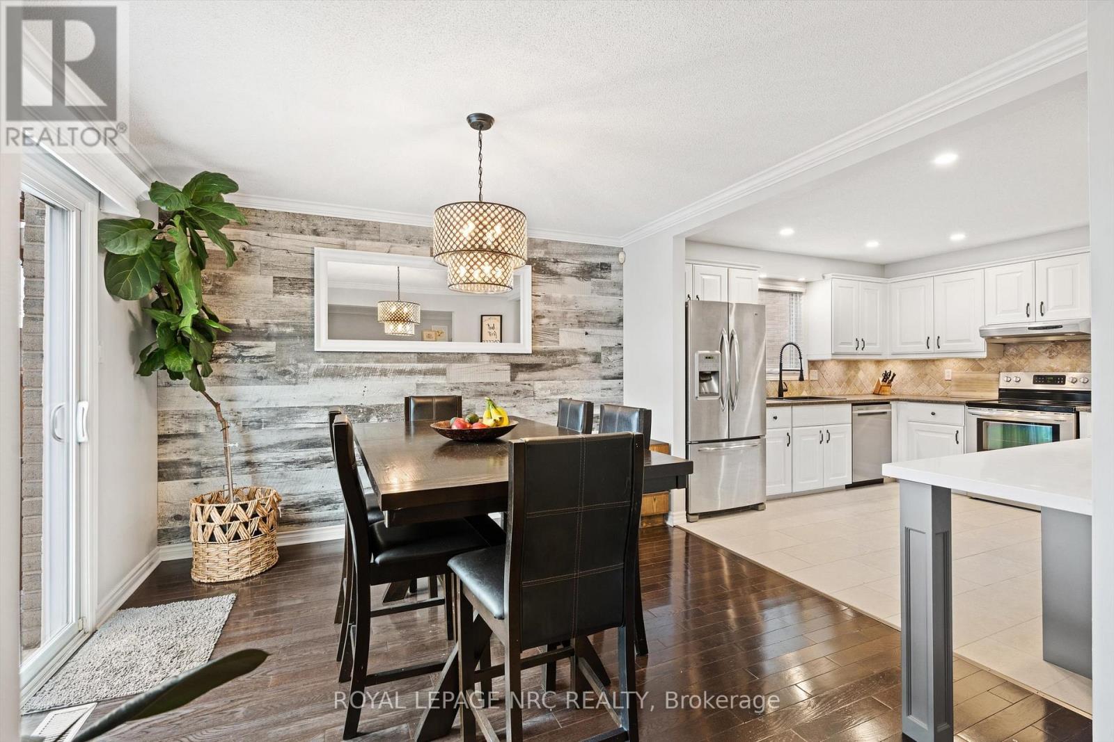 15 Commerford Street, Thorold, Ontario L2V 4P5 - Photo 11 - X12592902