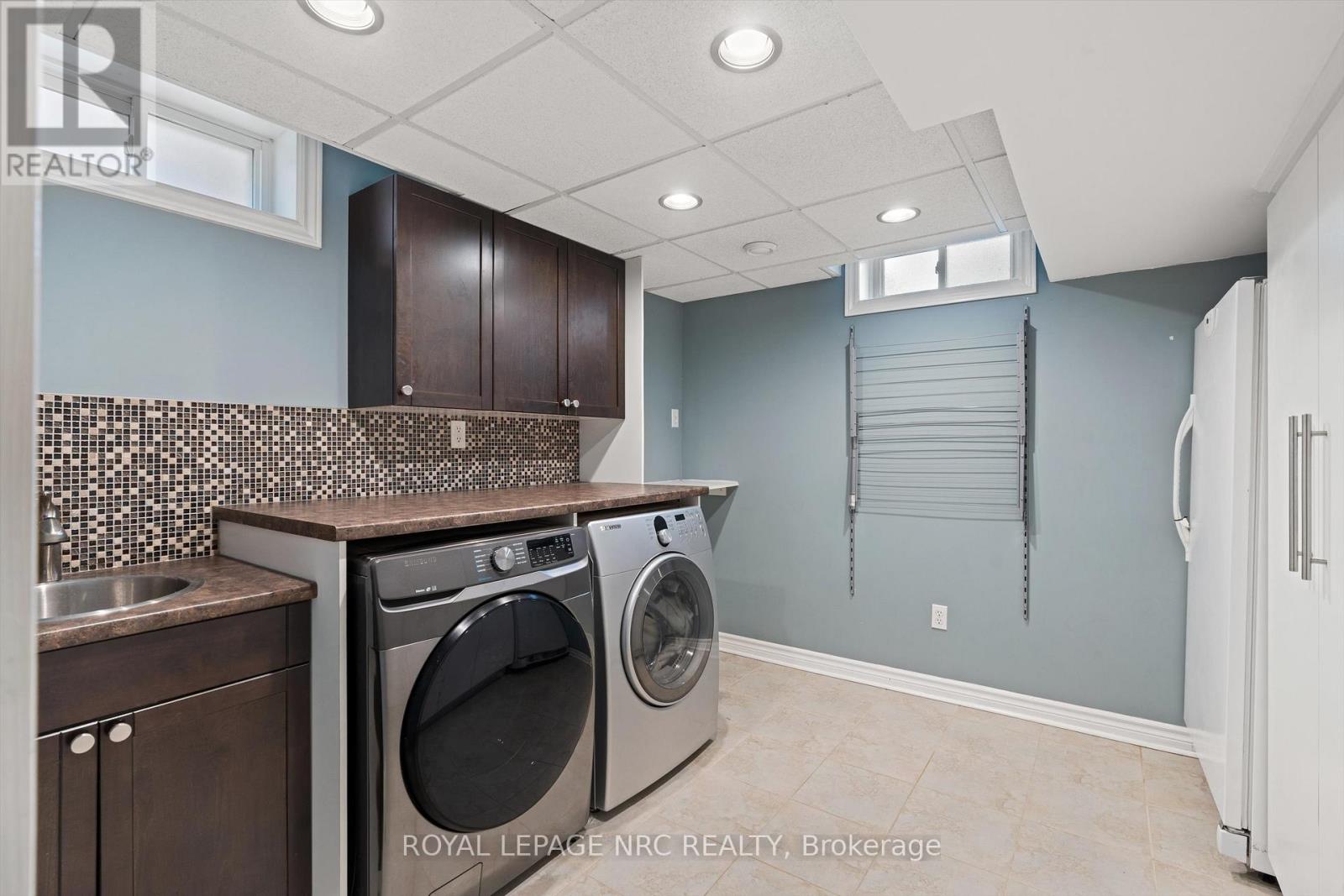 15 Commerford Street, Thorold, Ontario L2V 4P5 - Photo 33 - X12592902